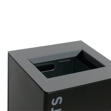 Vue rapprochée de la borne de tri sélectif autres déchets intérieur 70 Litres