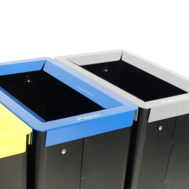 Zoom sur la poubelle bleue du lot de 4 poubelles de tri sélectif de 42 Litres