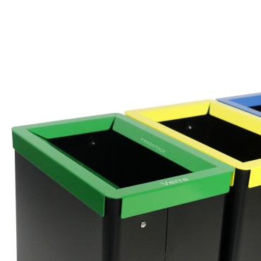 Zoom sur la poubelle verte du lot de 4 poubelles de tri sélectif de 42 Litres