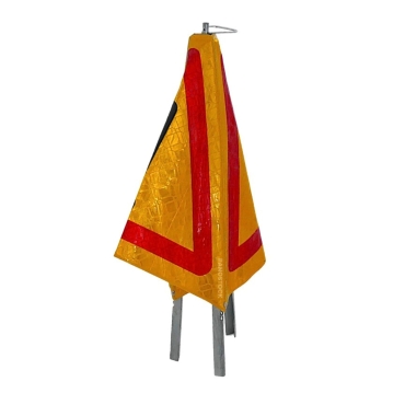 Vue repliée du panneau de travaux AK14 tripode pliable classe 2